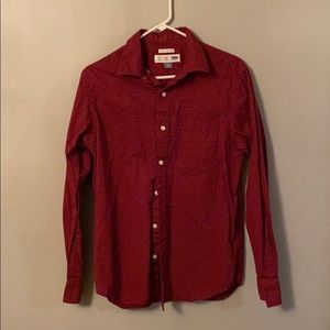 Old Navy classic button up shirt